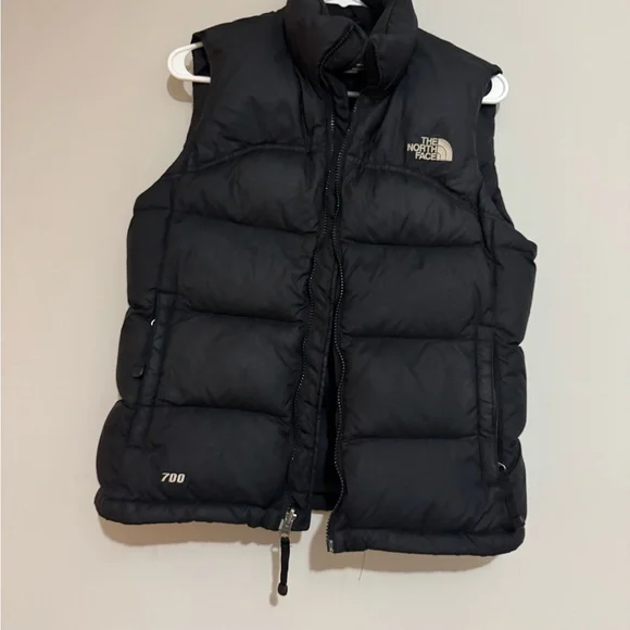 The North Face Charcoal Puffer Vest - Picture 3 of 7